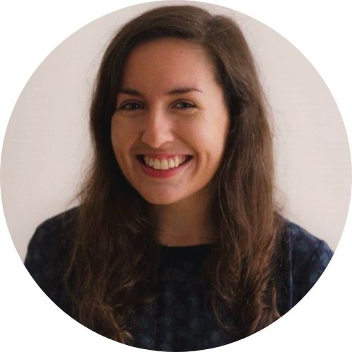 Soazig Favereau
Art-thérapeute certifiée
Infirmière
Responsable animation 
Formatrice
Entrepreneuse indépendant